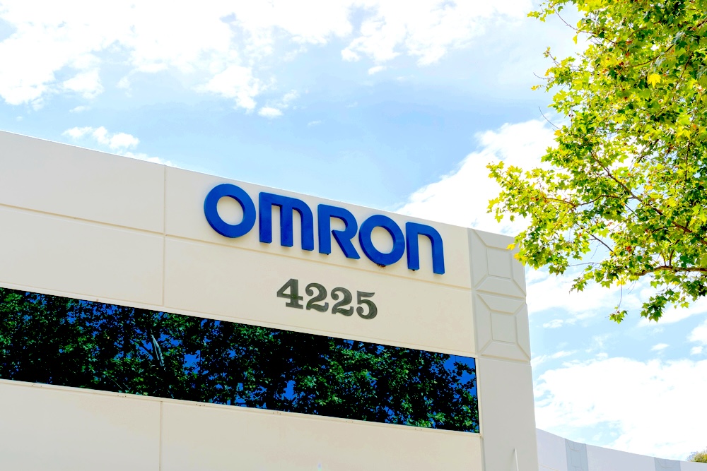 Техническая поддержка Omron